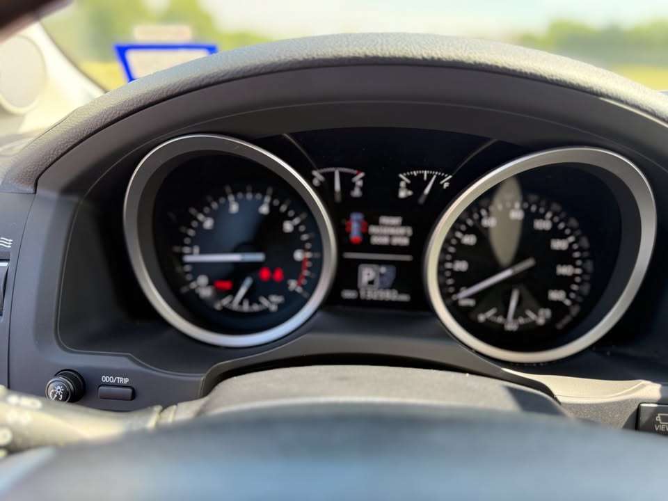 2014 Toyota Land Cruiser 200 Series in McKinney, TX (photo 6) — photo 6