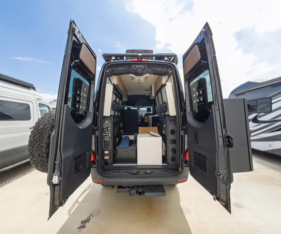 2027 Storyteller Overland BEAST MODE BEAST-AWD in Queen Creek, AZ (photo 2)