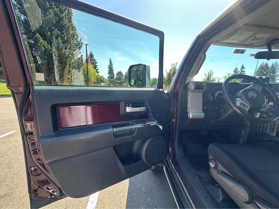 2007 Toyota FJ Cruiser (photo 11) — photo 11
