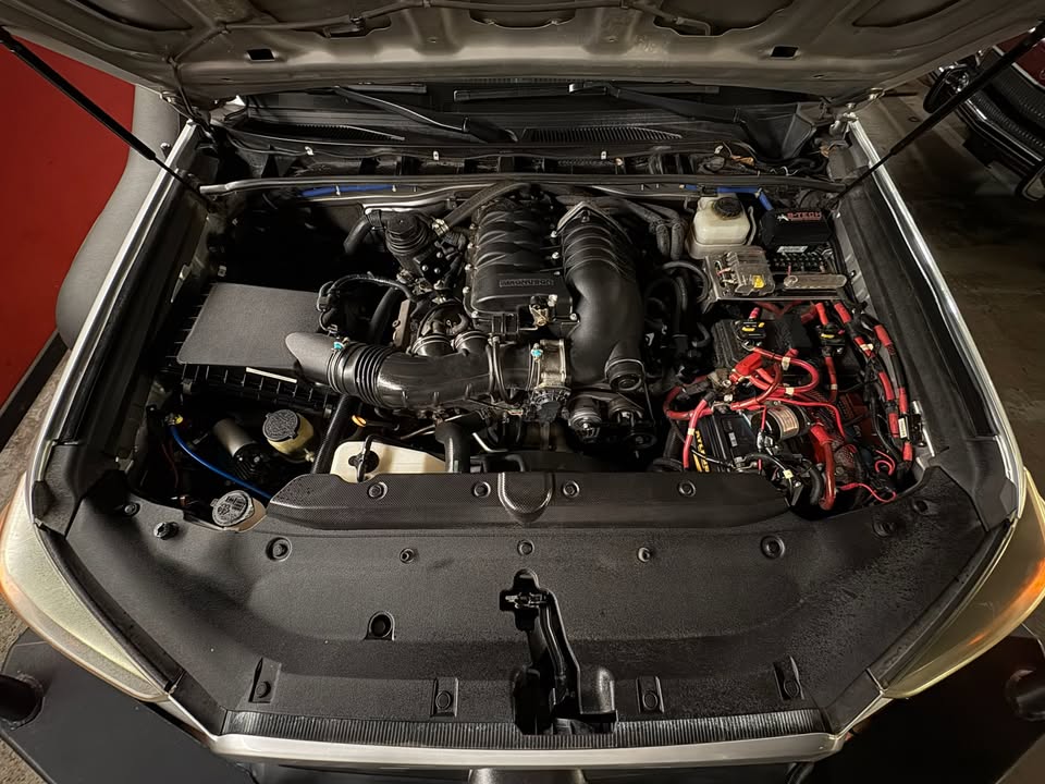 2010 Toyota 4runner in Eden Prairie, MN (photo 2) β photo 2