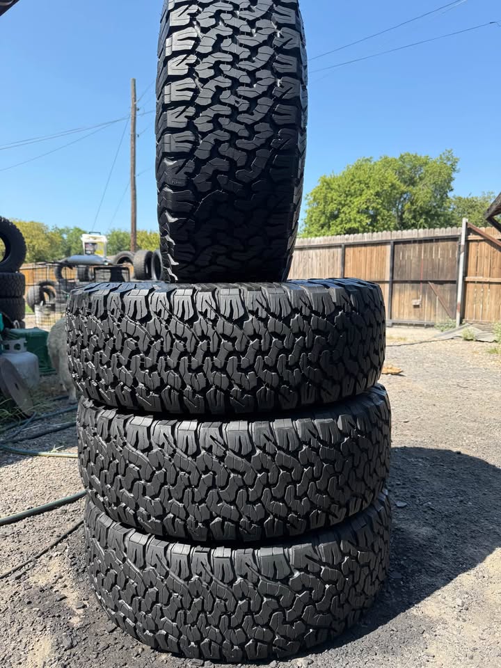 37x12.50R17LT BFGOODRICH KO2 ALL TERRAIN‼‼‼ in Dallas, TX (photo 2)