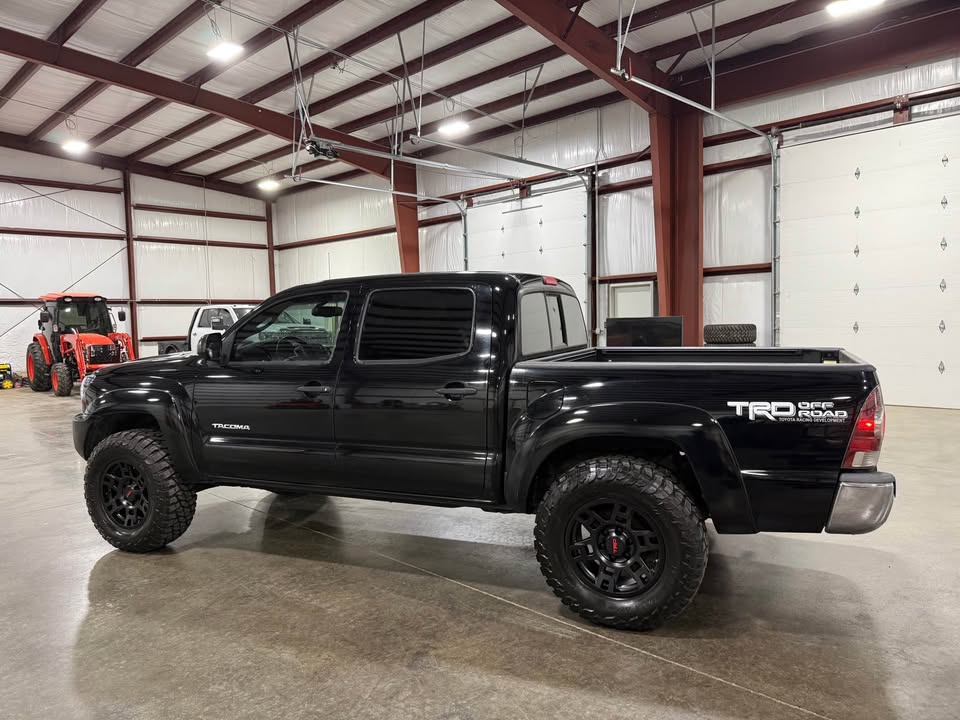 2013 Toyota Tacoma Double Cab · TRD Off-Road Pickup 4D 5 ft in Anniston, AL (photo 8) — photo 8