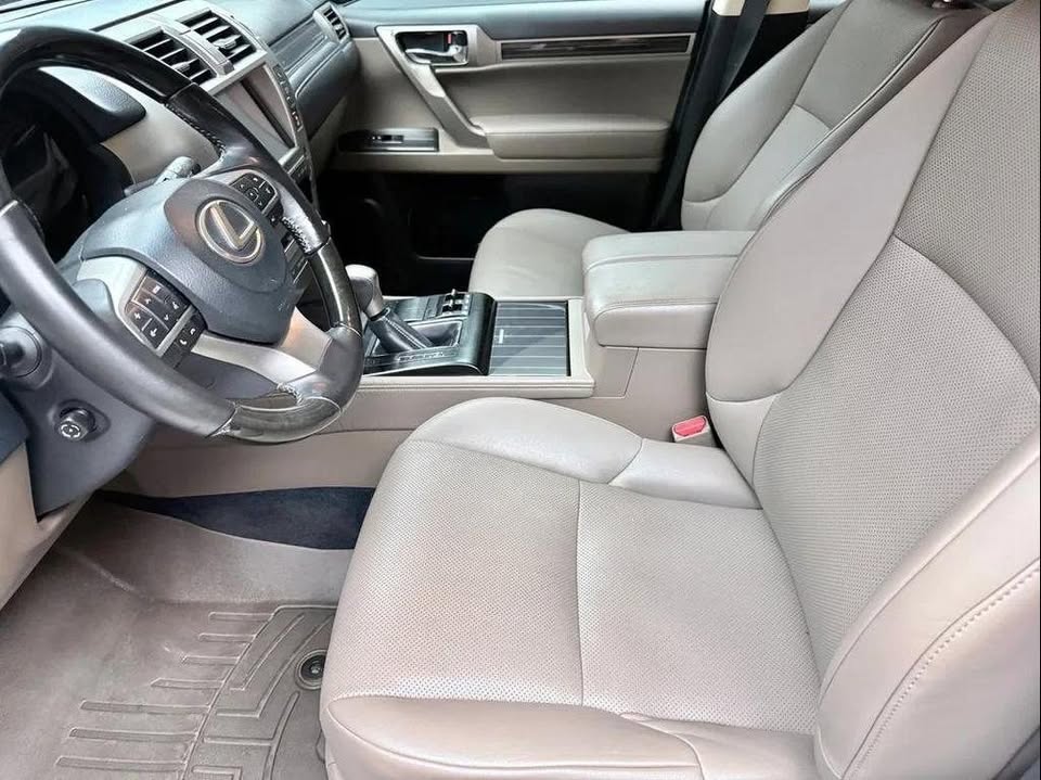 2020 Lexus GX 460 (photo 10) — photo 10