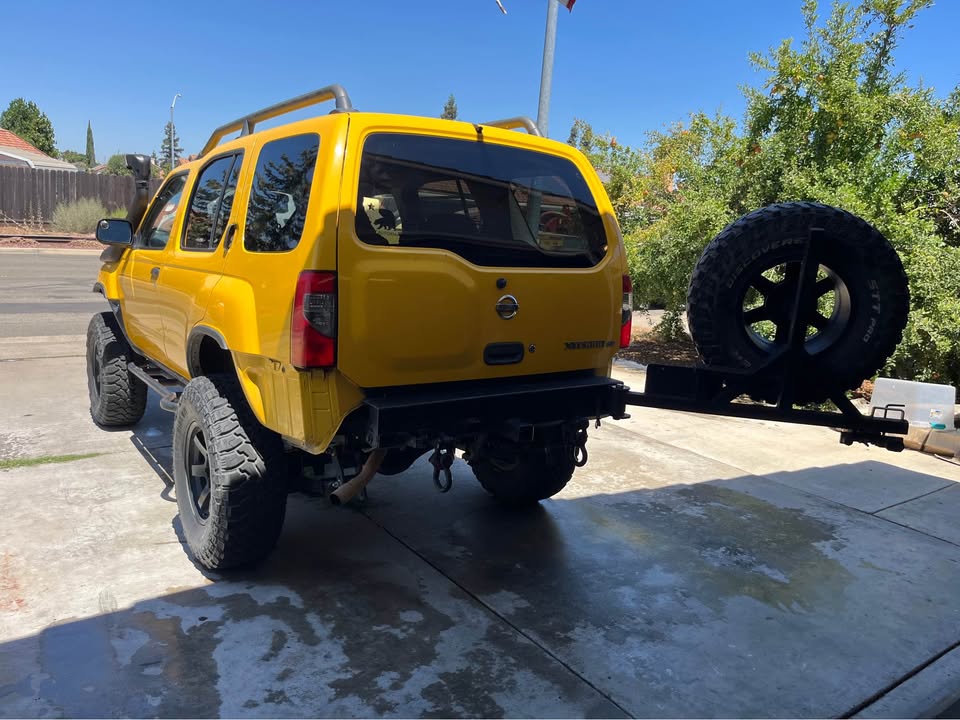 2002 Nissan Xterra · SE Sport Utility 4D (photo 4) — photo 4