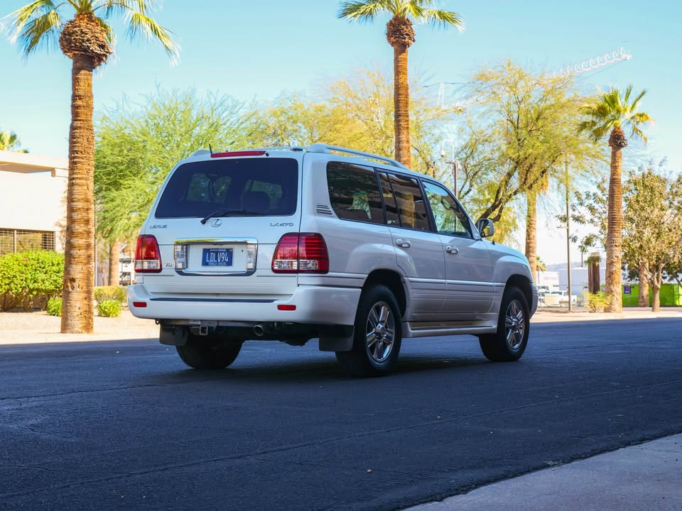 2006 Lexus LX · LX 470 Sport Utility 4D in Phoenix, AZ (photo 4) — photo 4