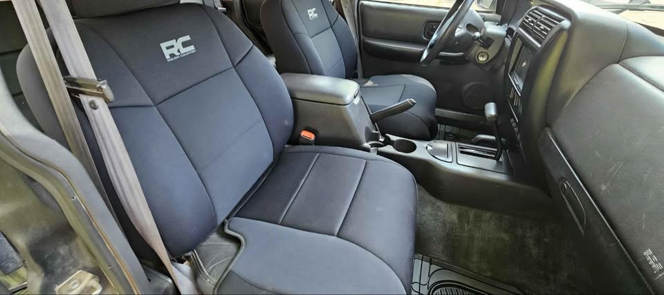 2001 Jeep Cherokee · Limited Sport Utility 4D (photo 9) — photo 9