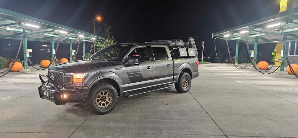 Overland Vehicle Systems LD TMBK 3 Person Soft Shell Roof Top Tent in Colorado Springs, CO (photo 8) — photo 8