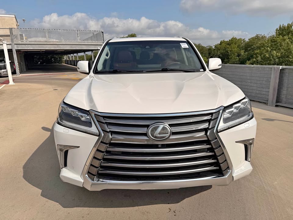 2016 Lexus LX · LX 570 Sport Utility 4D in Austin, TX (photo 1)
