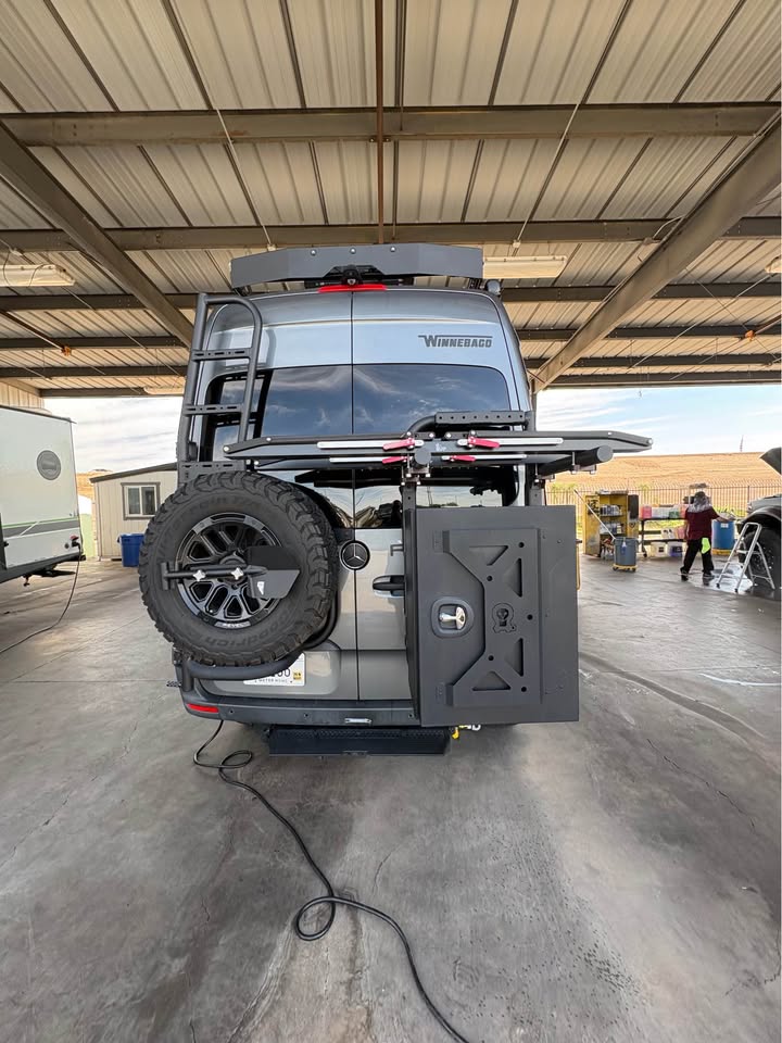 2025 Winnebago revel 44e in Tucson, AZ (photo 7) — photo 7