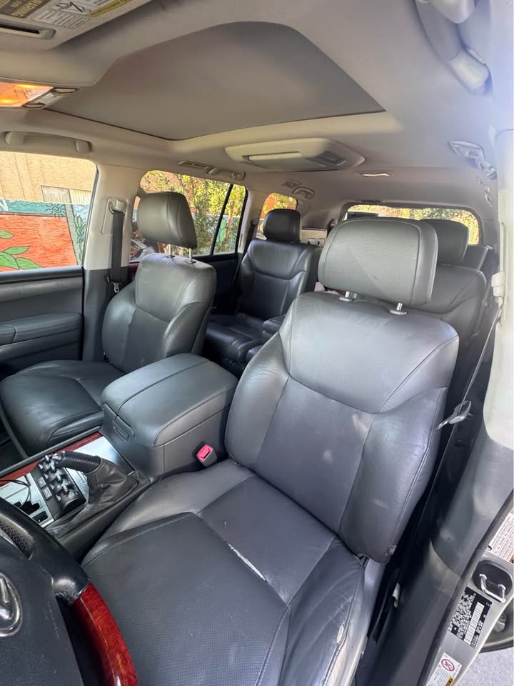 2010 Lexus LX · LX 570 Sport Utility 4D in Tempe, AZ (photo 7) — photo 7