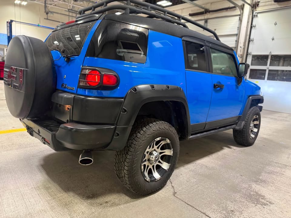 2007 Toyota FJ Cruiser · Sport Utility 2D in Elmont, NY (photo 5) — photo 5