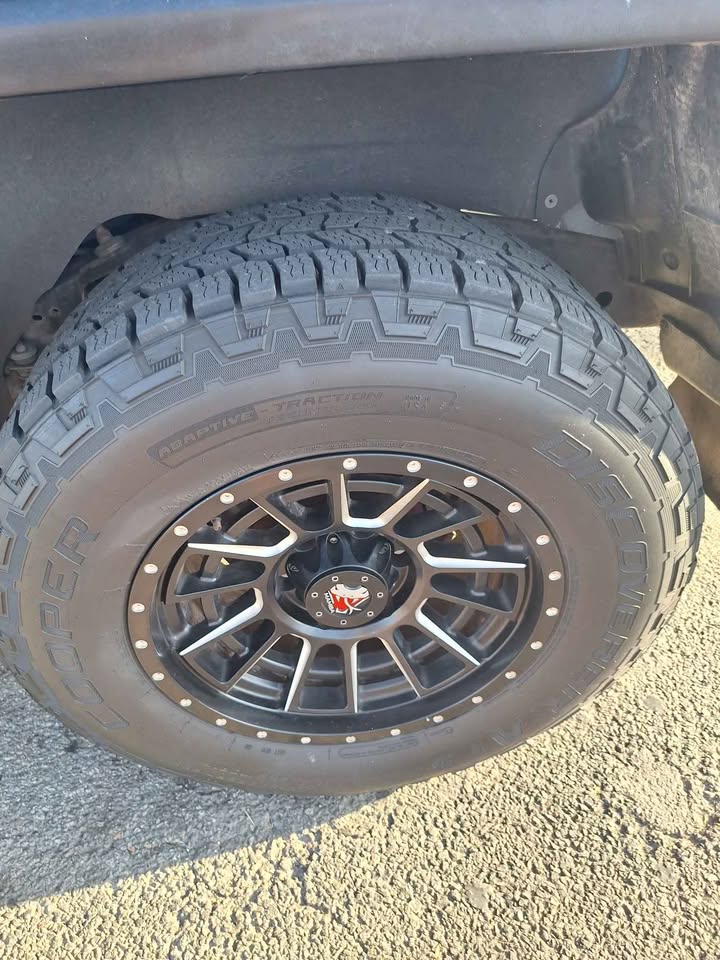 2007 Toyota FJ Cruiser · Sport Utility 2D in Downey, CA (photo 10) — photo 10