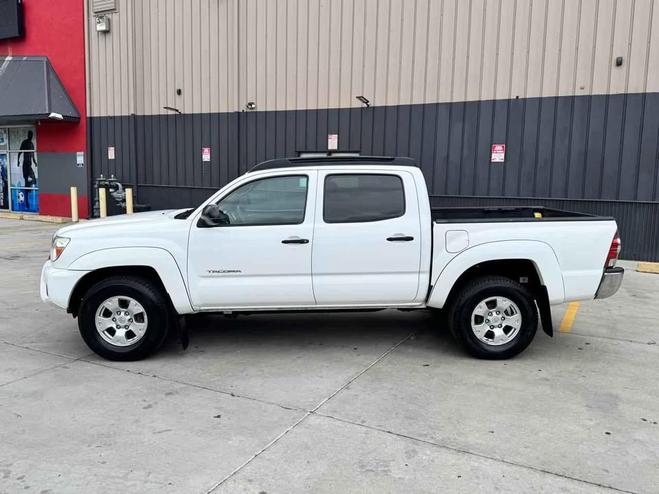 2014 Toyota Tacoma Double Cab · Pickup 4D 5 ft in Denver, CO (photo 2)