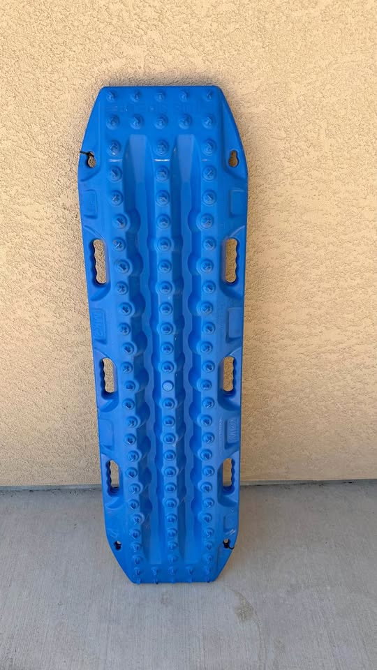 MAXTRAX MKII Recovery Boards (photo 1) — photo 1
