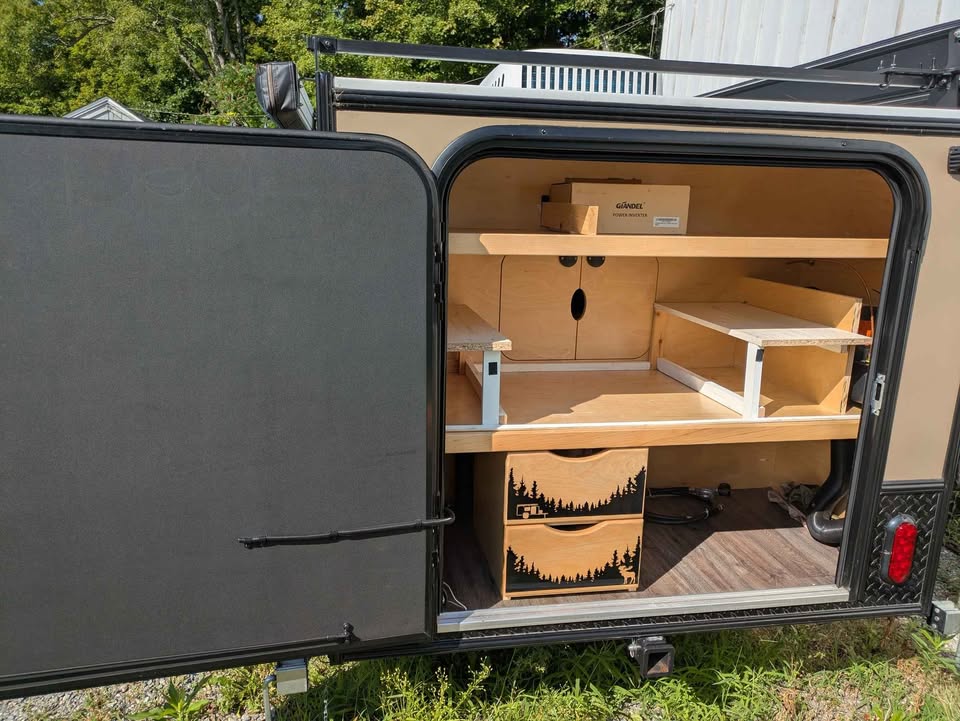 2023 Hiker mid-range deluxe 5x10 in Lyndeborough, NH (photo 11) — photo 11