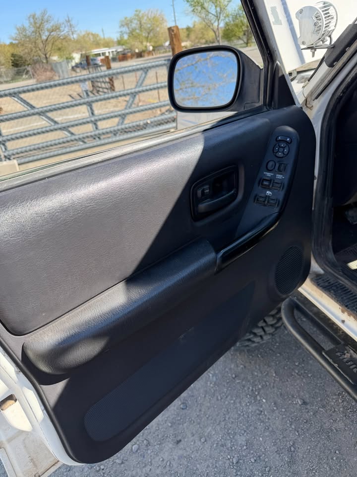 1999 Jeep Cherokee XJ in Silver Springs, NV (photo 12)