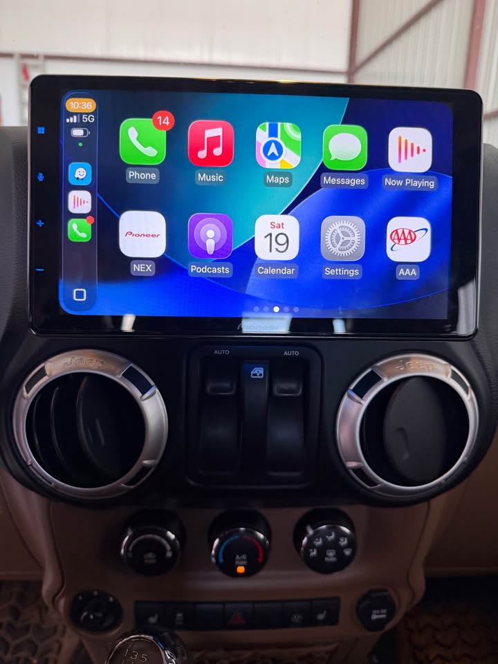 2016 Jeep Wrangler · Sahara (JK) Sport Utility 2D in Austin, TX (photo 10) — photo 10