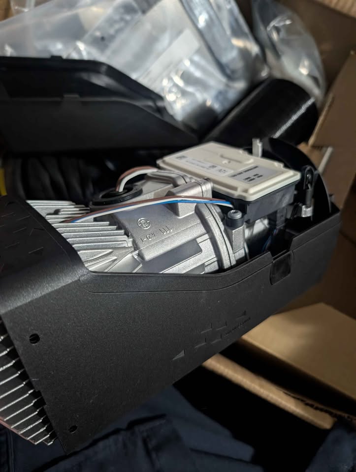 Espar diesel heating system/thermo king inverter in Sunnyvale, TX (photo 4) — photo 4