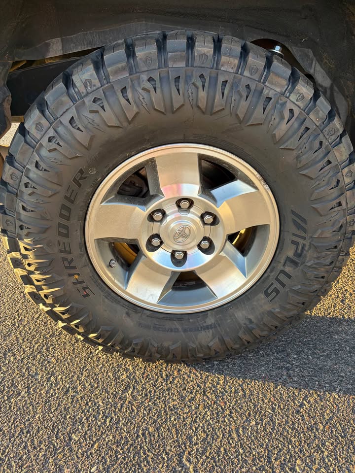 2010 Toyota FJ Cruiser · Sport Utility 2D in Chandler, AZ (photo 6) — photo 6