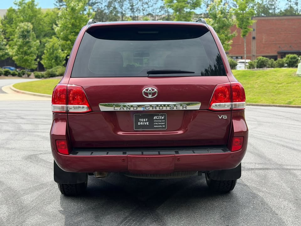 2008 Toyota Land Cruiser 4WD • Only 140K Miles • Rare Find (photo 10) — photo 10