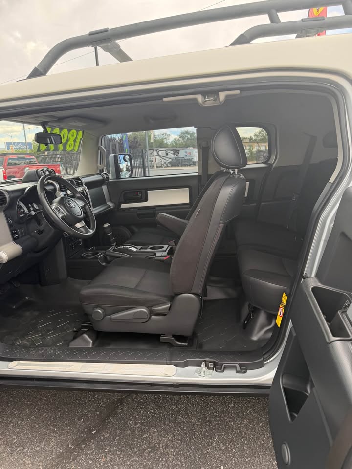 2007 Toyota FJ Cruiser · Sport Utility 2D in Albuquerque, NM (photo 11)