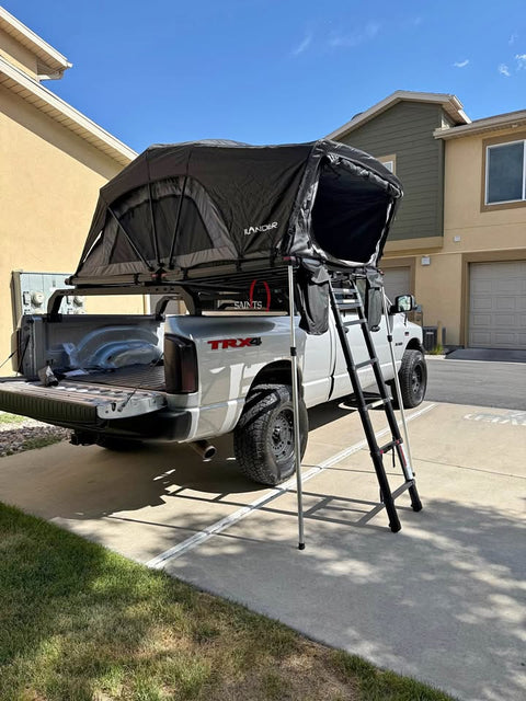 iLander Skycamp Rooftop Tent and Bed Rack