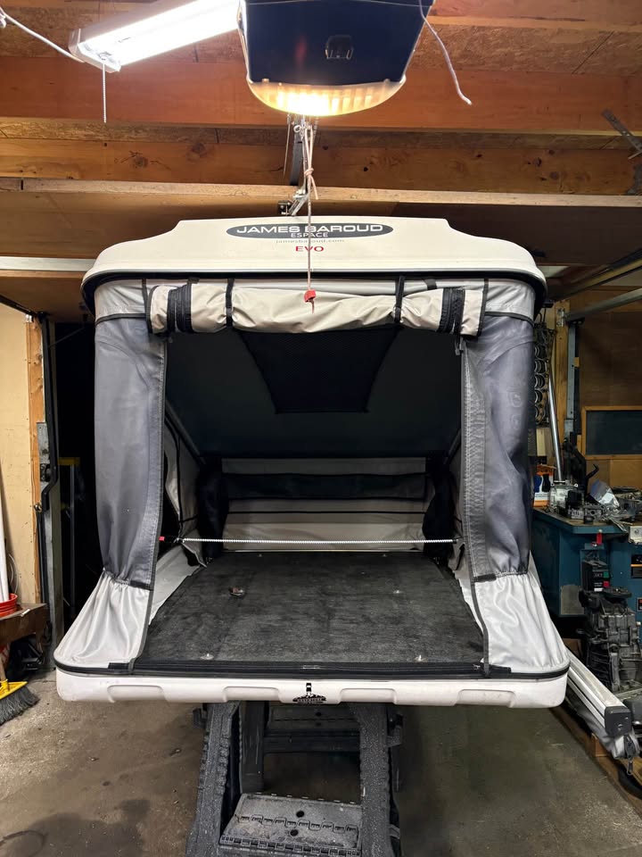 James Baroud Roof Tent + awning in Shoreline, WA (photo 2) — photo 2