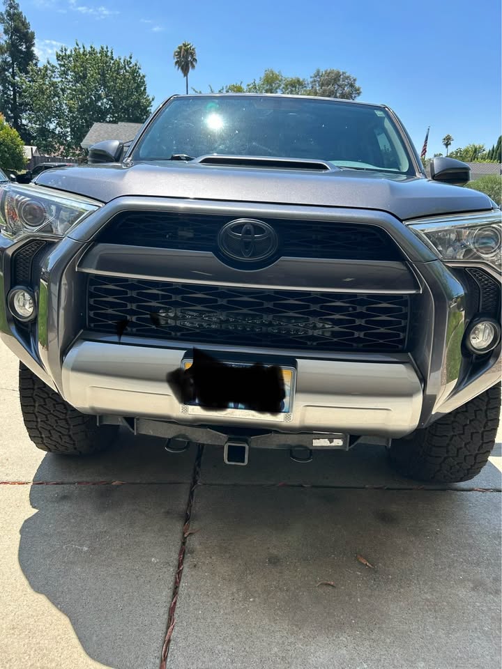 2017 Toyota 4Runner TRD Off-Road Sport Utility 4D (photo 6) — photo 6