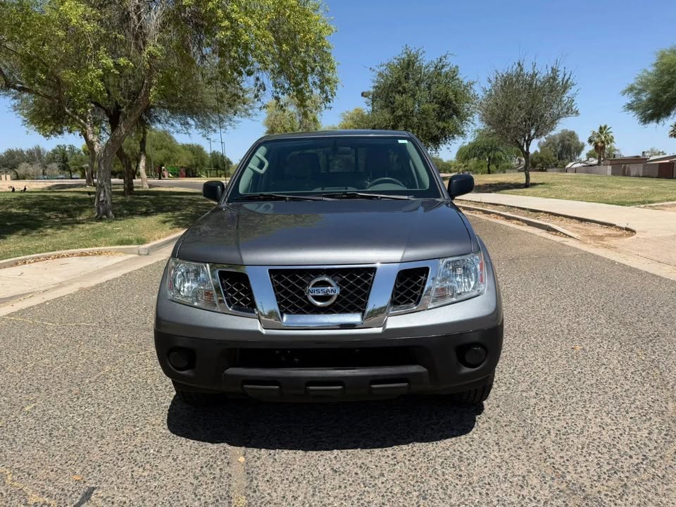 2019 Nissan Frontier Crew Cab SV Pickup 4D 5 ft in Phoenix, AZ (photo 2)