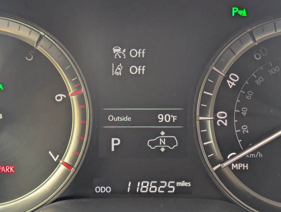 2016 Lexus LX · LX 570 Sport Utility 4D in Golden, CO (photo 11) — photo 11