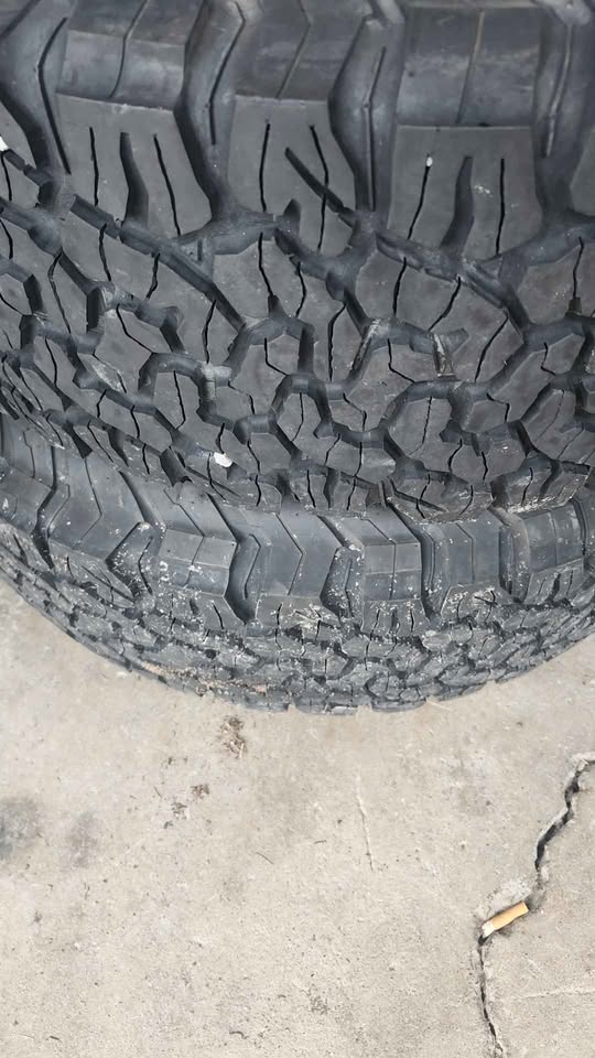 Full set of BFGoodrich All-Terrain T/A KO2 Tires on Vision Wheels in Antwerp, OH (photo 4)