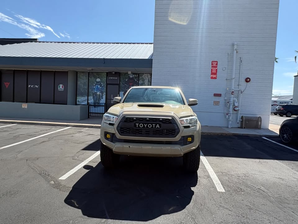 2016 Toyota Tacoma Double Cab TRD Sport Pickup 4D 5 ft in Phoenix, AZ (photo 5)
