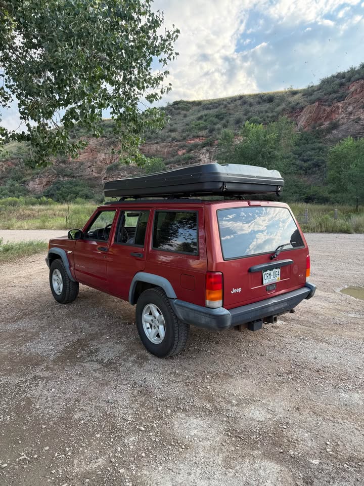 1998 Jeep Cherokee · XJ + Rooftop Tent in Fort Collins, CO (photo 4) — photo 4