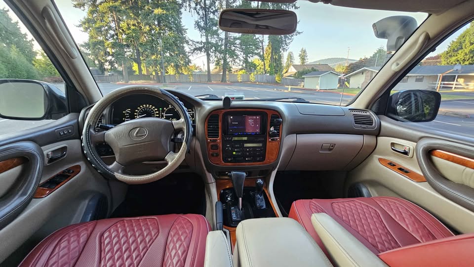 1999 Lexus LX · LX 470 Sport Utility 4D (photo 7) — photo 7