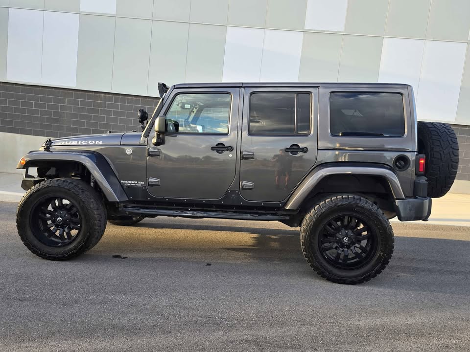 2017 Jeep Wrangler Unlimited · Recon Sport Utility 4D in North Salt Lake, UT (photo 8) — photo 8