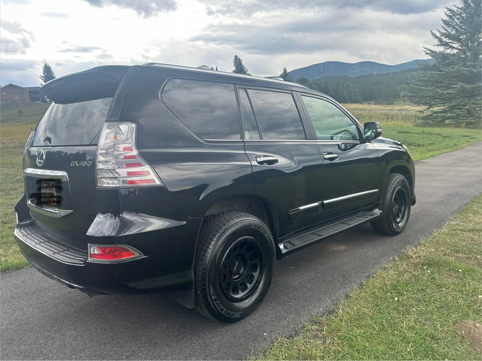 2015 Lexus GX · GX 460 Luxury Sport Utility 4D in Evergreen, CO (photo 12) — photo 12
