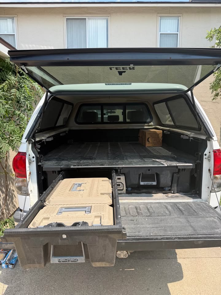 DECKED Truck Bed Drawer System - 2007-2021 Toyota Tundra (6.6' Bed) in Fort Cavazos, TX (photo 3) — photo 3