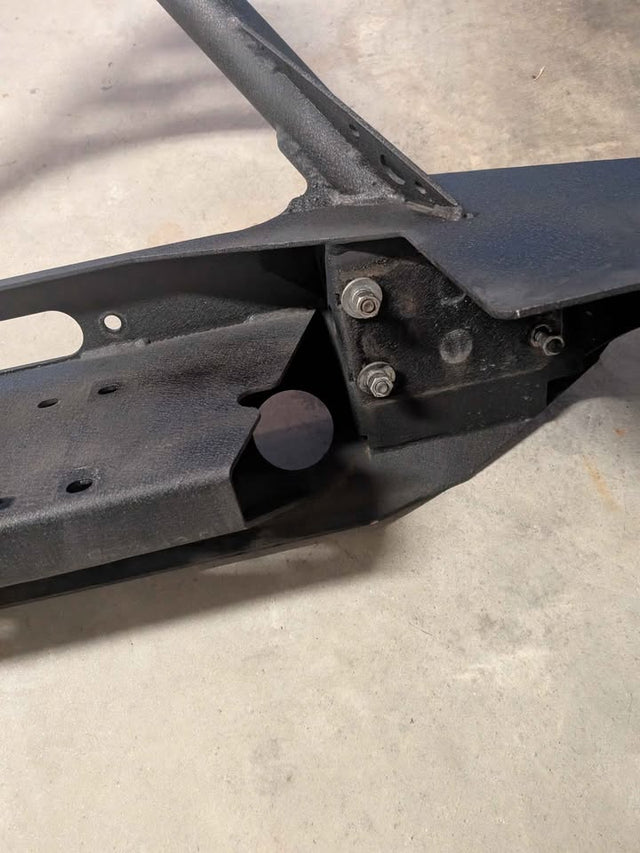 Smittybilt stinger hoop (often part of the Smittybilt SRC or XRC line) with hi-lift jack — photo 3