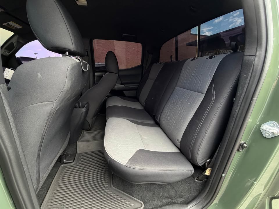 2021 Toyota Tacoma Double Cab · TRD OFF-ROAD 4X4 in Tooele, UT (photo 10)