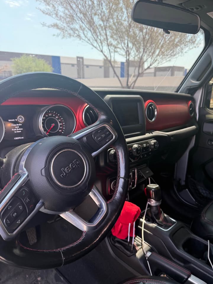 2020 Jeep Gladiator · Rubicon Pickup 4D 5 ft (photo 10) — photo 10