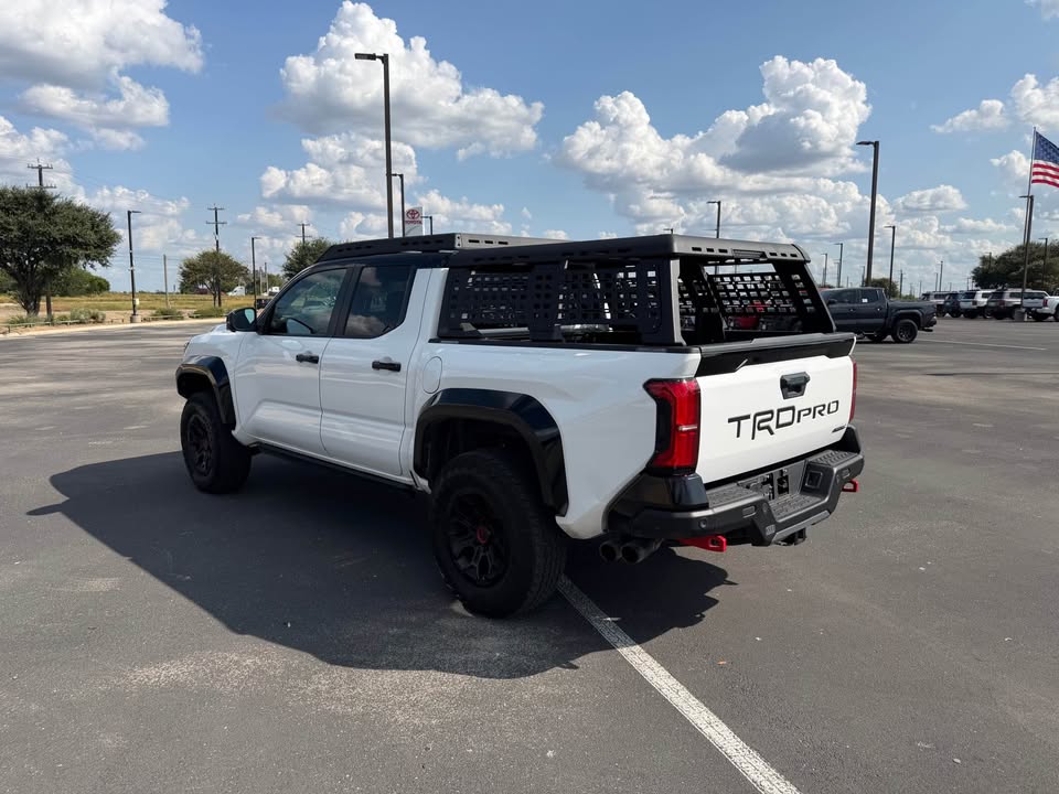 2025 Toyota Tacoma Hybrid TRD Pro I Custom Build I Executive Lease Trade in (photo 9) — photo 9