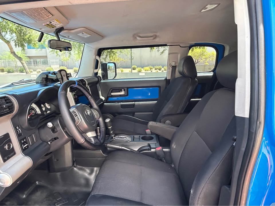2007 Toyota FJ Cruiser in Phoenix, AZ (photo 8) — photo 8