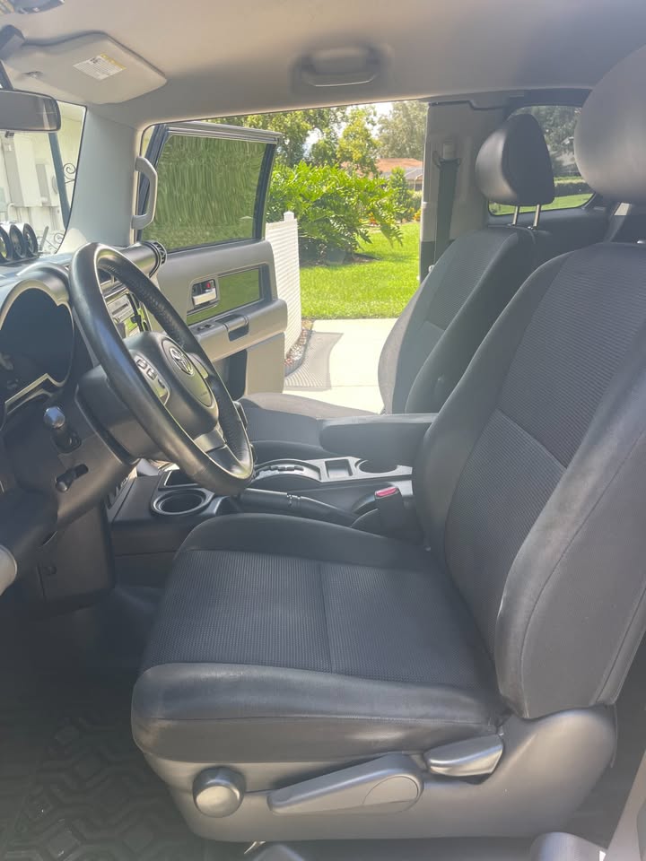 2007 Toyota FJ Cruiser · Sport Utility 2D in Clermont, FL (photo 9) — photo 9