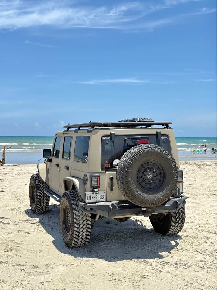 2014 Jeep Wrangler Unlimited · Custom Build in San Marcos, TX (photo 1) — photo 1