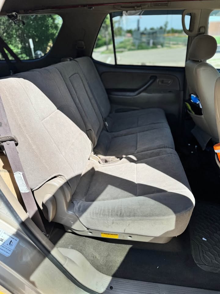 2001 Toyota Sequoia · SR5 Sport Utility 4D in Westminster, CO (photo 9) — photo 9