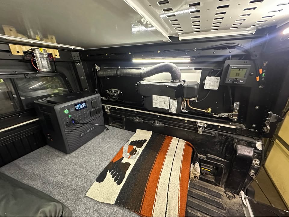 Super Pacific X1 Camper for Tacoma, short bed 5ft with Extras in Denver, CO (photo 10)