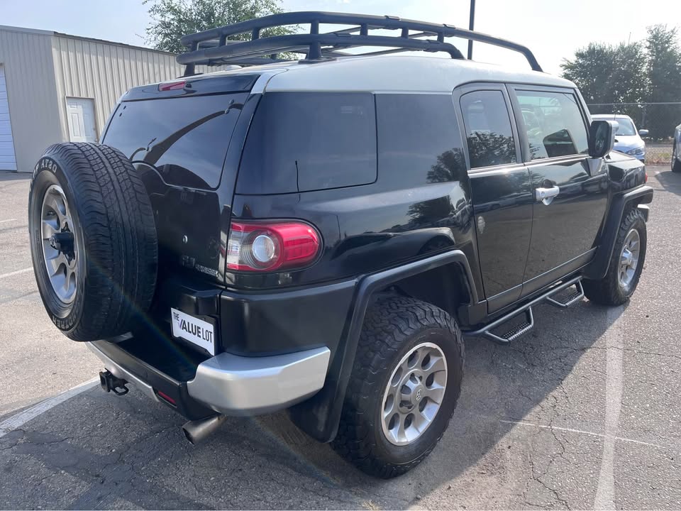 2012 Toyota FJ Cruiser · Sport Utility 2D in Boise, ID (photo 4) — photo 4
