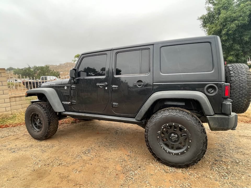 2015 Jeep Wrangler Unlimited · Rubicon (JK) Sport Utility 4D in Tucson, AZ (photo 5) — photo 5