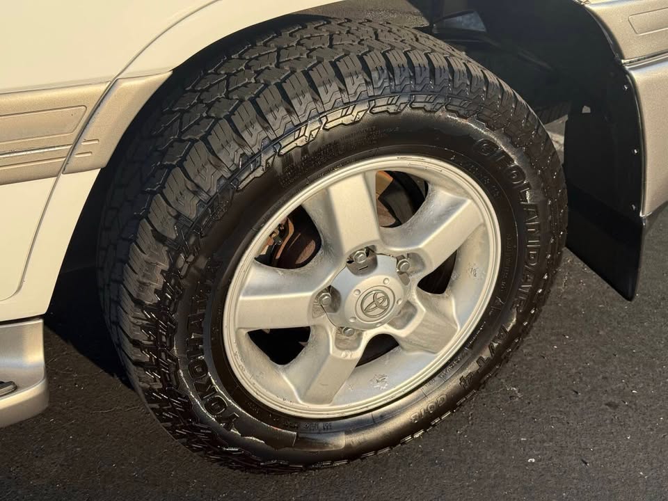 2005 Toyota Land Cruiser in Fair Oaks, CA (photo 9) — photo 9