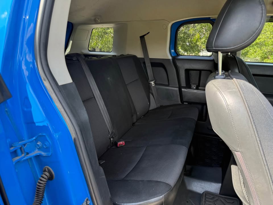 2007 Toyota FJ Cruiser in Austin, TX (photo 11) — photo 11